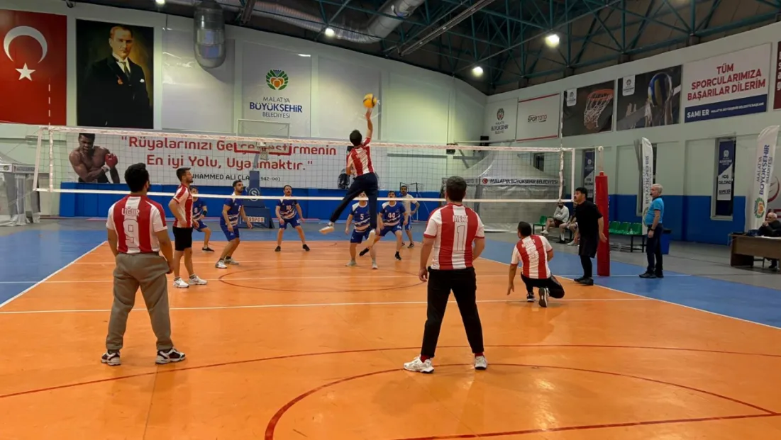 22 Takım, Tek Hedef: Şampiyonluk