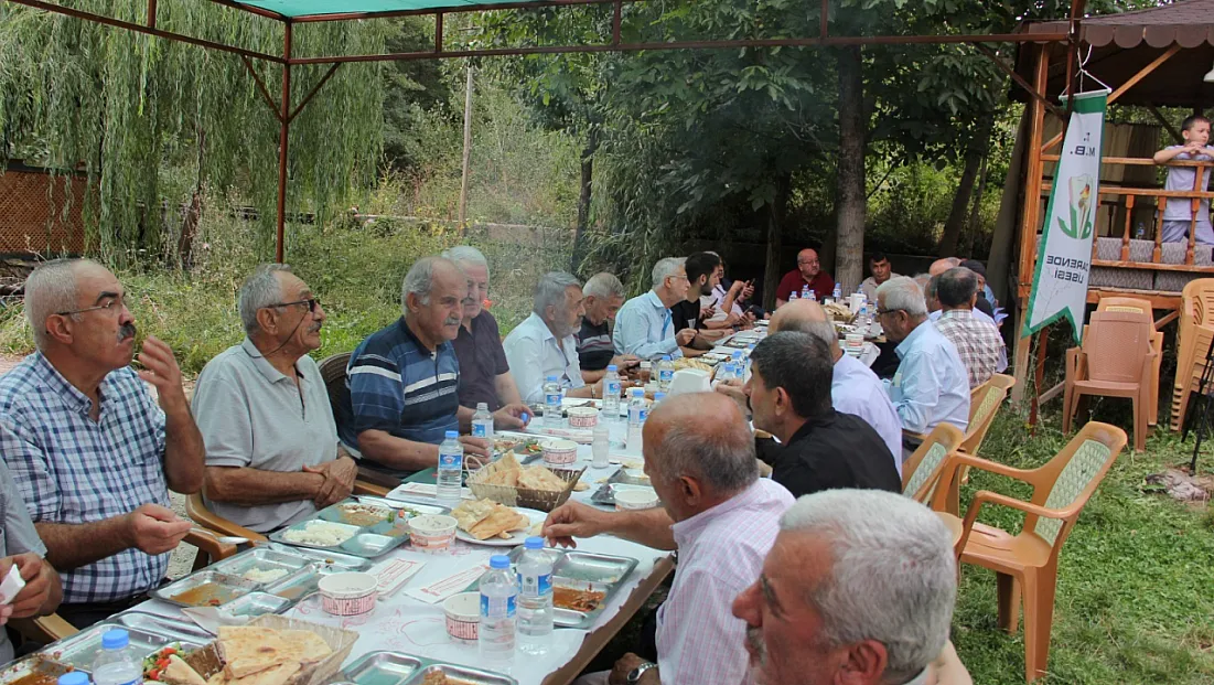 48 Yıllık Dostluk Darende’de Yeniden Buluştu