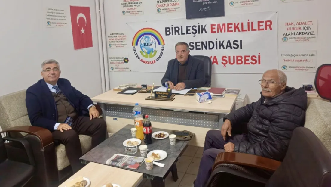 Birleşik Emekliler Sendikası’ndan Öğretmenler Günü’nde Dikkat Çeken Çağrı