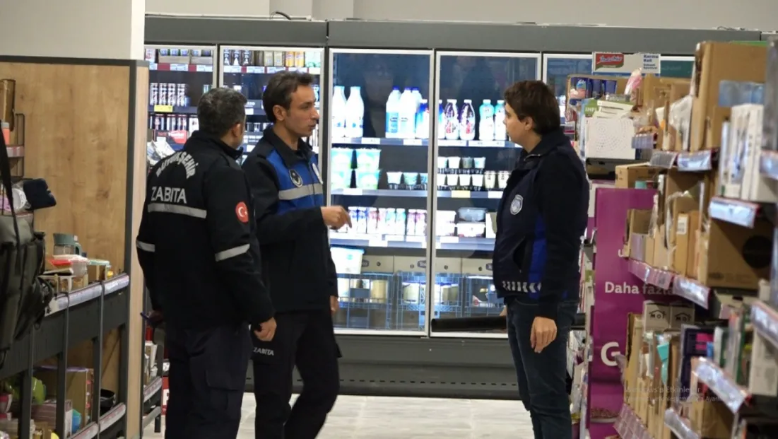 Büyükşehir Zabıtasından Kurallara Uymayan İş Yerlerine Kapatma Cezası