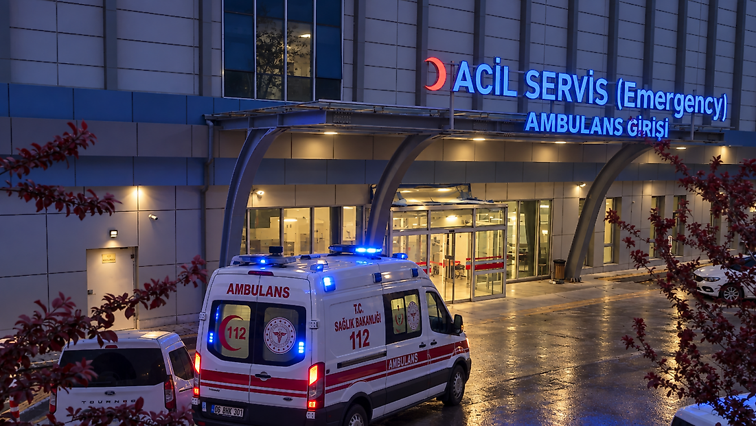 Cemal Gürsel Mahallesi’nde Trafik Kazası: Elektrikli Bisiklet Sürücüsü Yaralandı