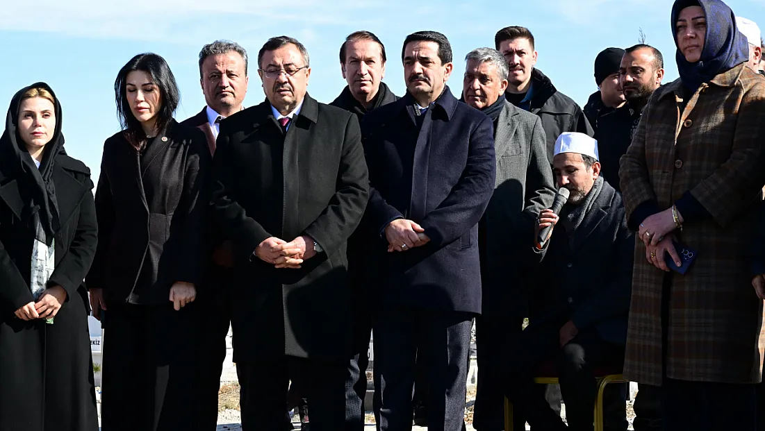 Deprem Şehitleri Malatya’da Dualarla Anıldı