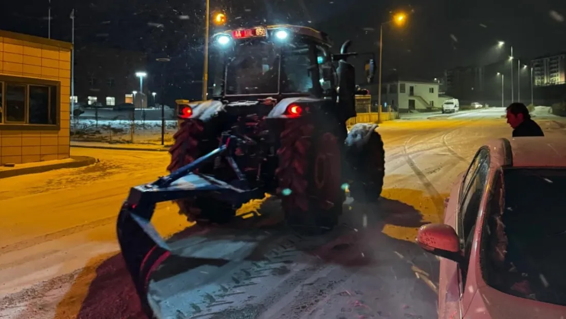 Doğanşehir Belediyesi’nden Karla Mücadelede Yoğun Mesai