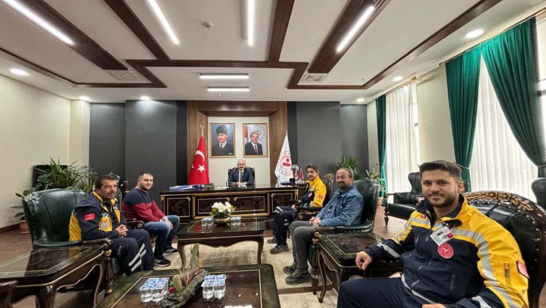 Doğanşehir’de Görev Yapan 112 Ekibinden Kaymakam Sungur’a Ziyaret