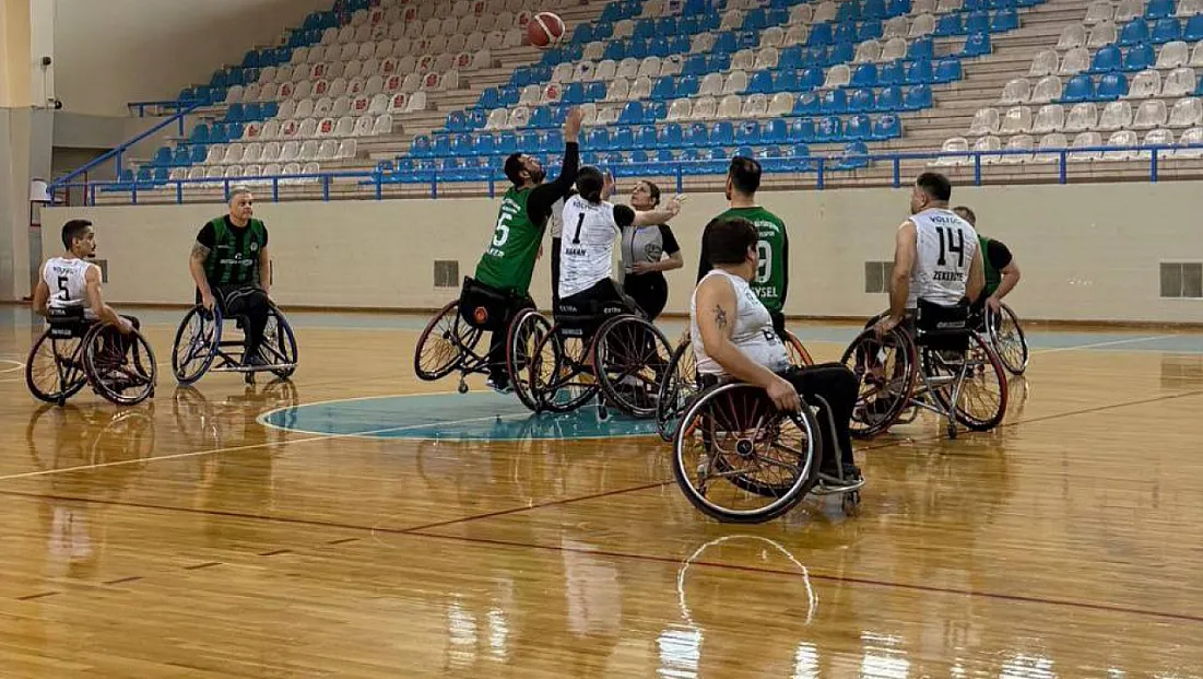 Engelleri Aştılar: Malatya BŞB Lige İyi Başladı