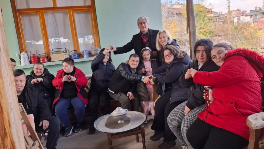 Güler Yüzler Kafe İş Birliğiyle Arapgir’de Mutlu Buluşma