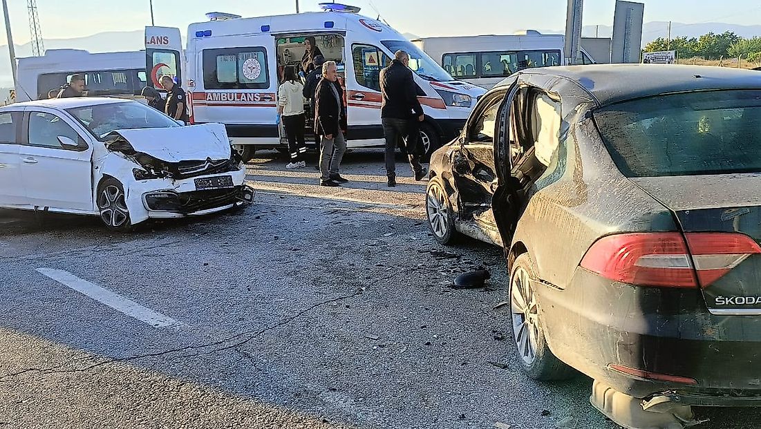 Malatya’da Trafik Kazası! 6 Yaralı Hastaneye Kaldırıldı