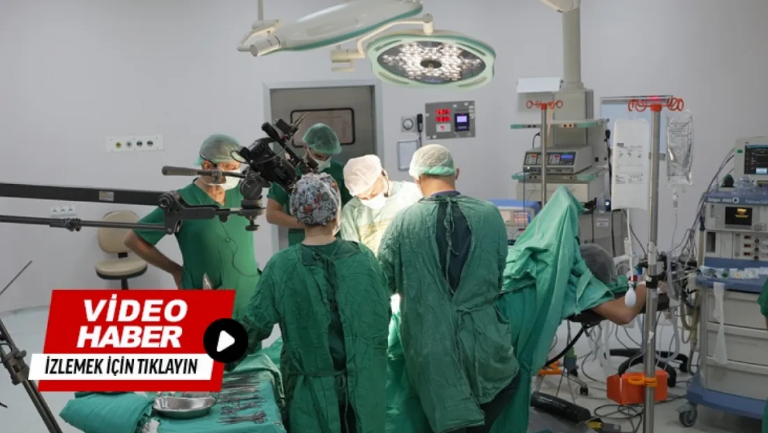 Malatya Eğitim ve Araştırma Hastanesi’nde 14 Canlı Ameliyatla Cerrahi Eğitim