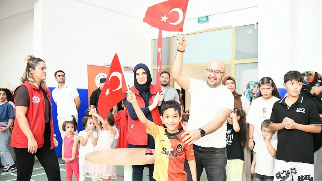 Melekbaba’da Aileler ve Çocuklar Şenlikte Buluştu
