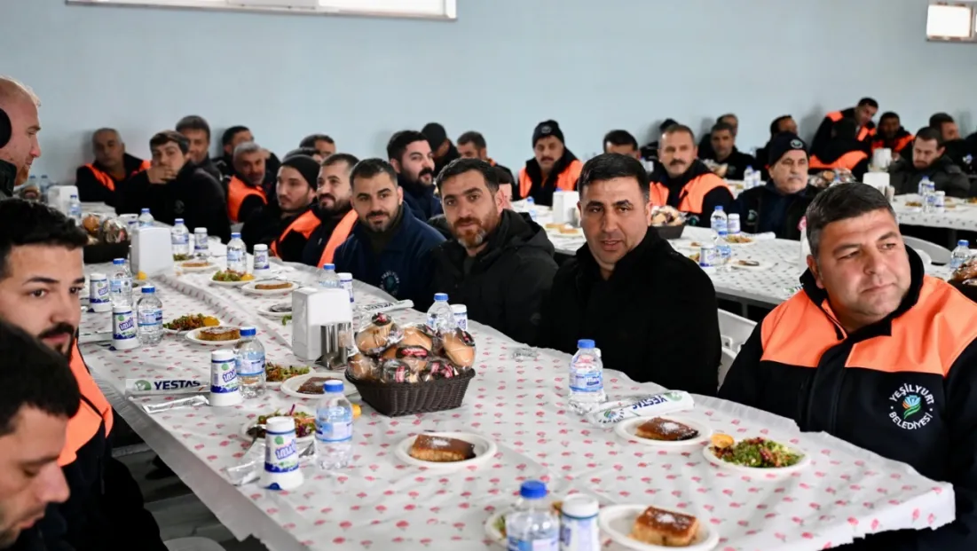 Yeşilyurt’ta Karla Mücadele Seferberliği: 62 İş Makinası, 130 Personel Sahada