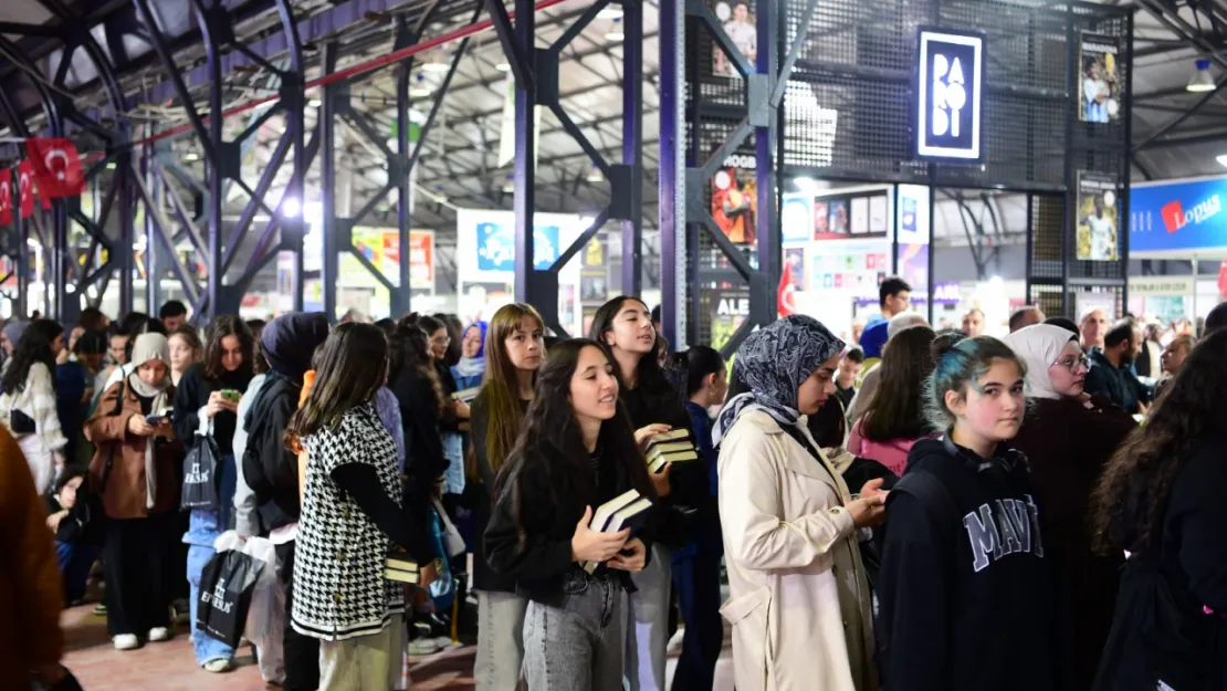 10. Malatya Anadolu Kitap Ve Kültür Fuarını 210 Binin Üzerinde Vatandaş Ziyaret Etti