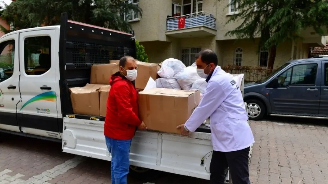 200 Ailemize Gıda Paketlerimizi Teslim Ettik