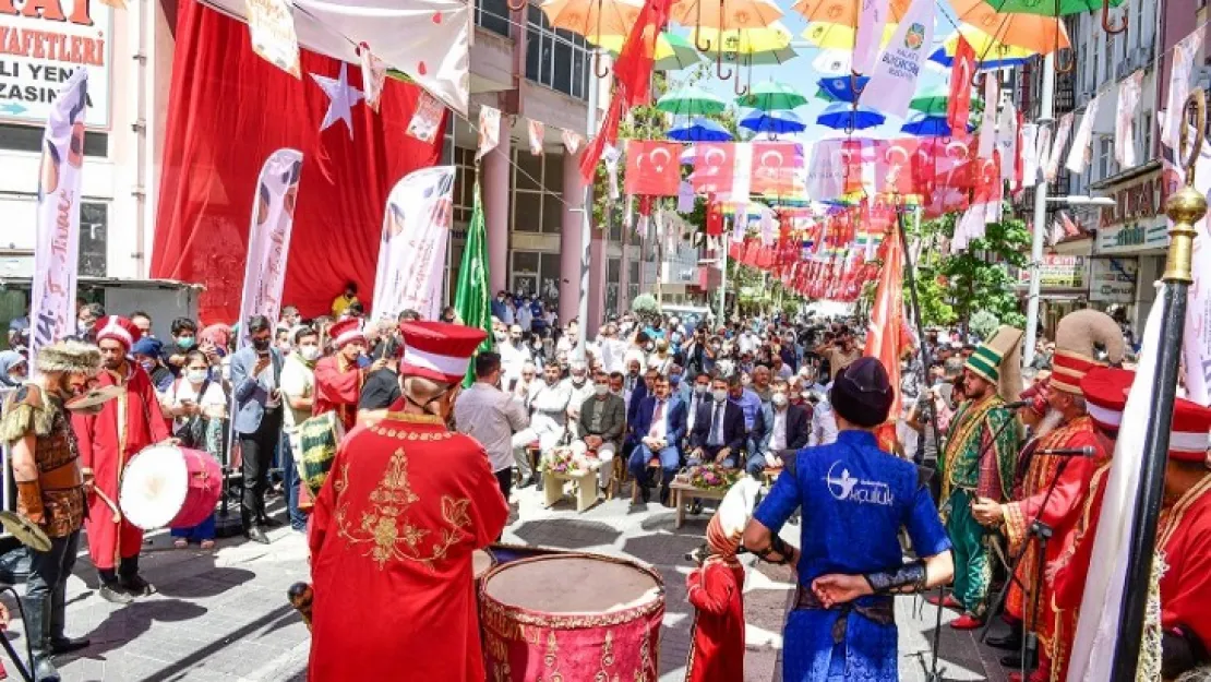 24. Malatya Kültür Sanat ve Kayısı Festivali Başladı