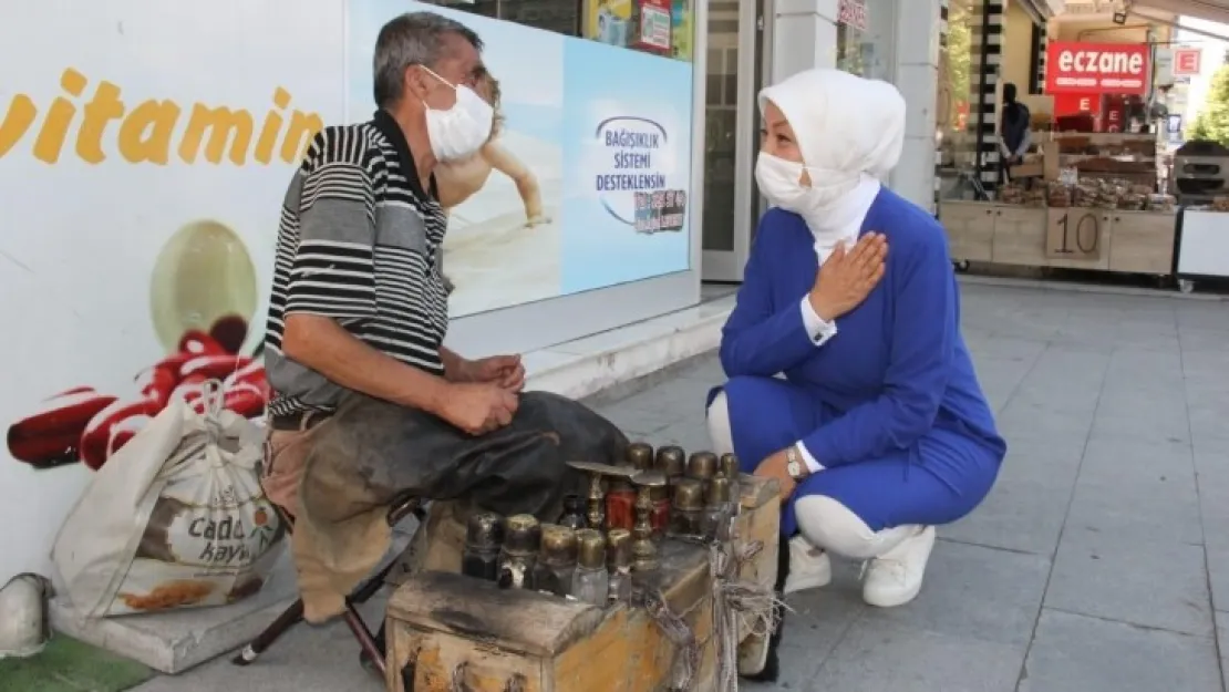 AK Partili Çalık, Malatya'da esnafları ziyaret etti