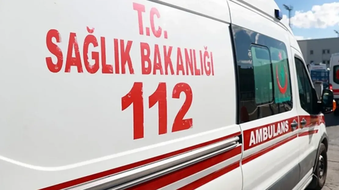 Ambulans ile Otomobil Çarpıştı: 1 Yaralı