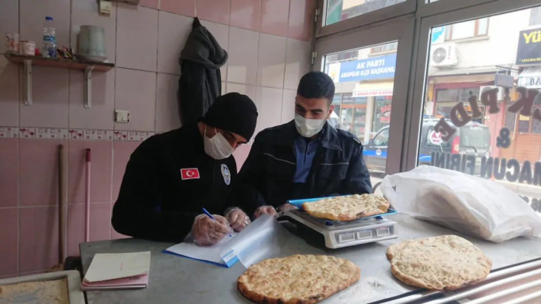 Arapgir Belediyesi Zabıta Ekipleri Ekmek Fırınlarına Gramaj Ve Hijyen Denetimi Gerçekleştirdi