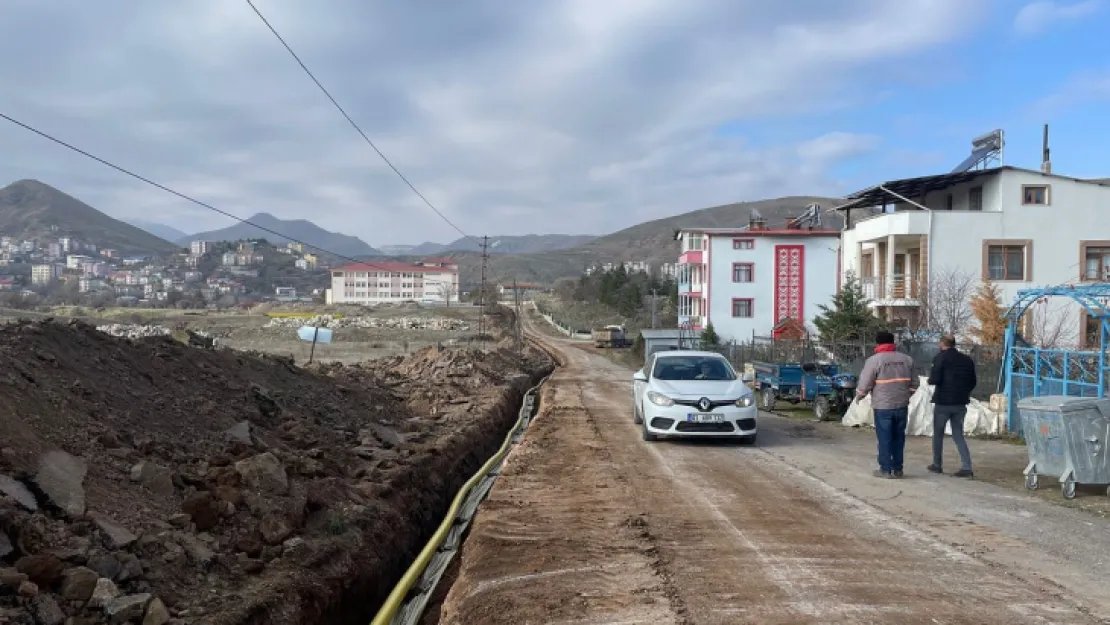 Arapgir'de Doğalgaz Çalışmaları Hız Kesmeden Devam Ediyor