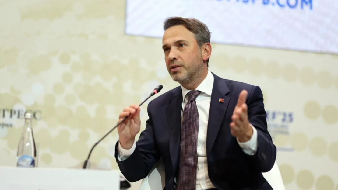 Bakan Bayraktar: 'Enerji arz güvenliği için kaynak çeşitliliği daha da önemli hale geldi'