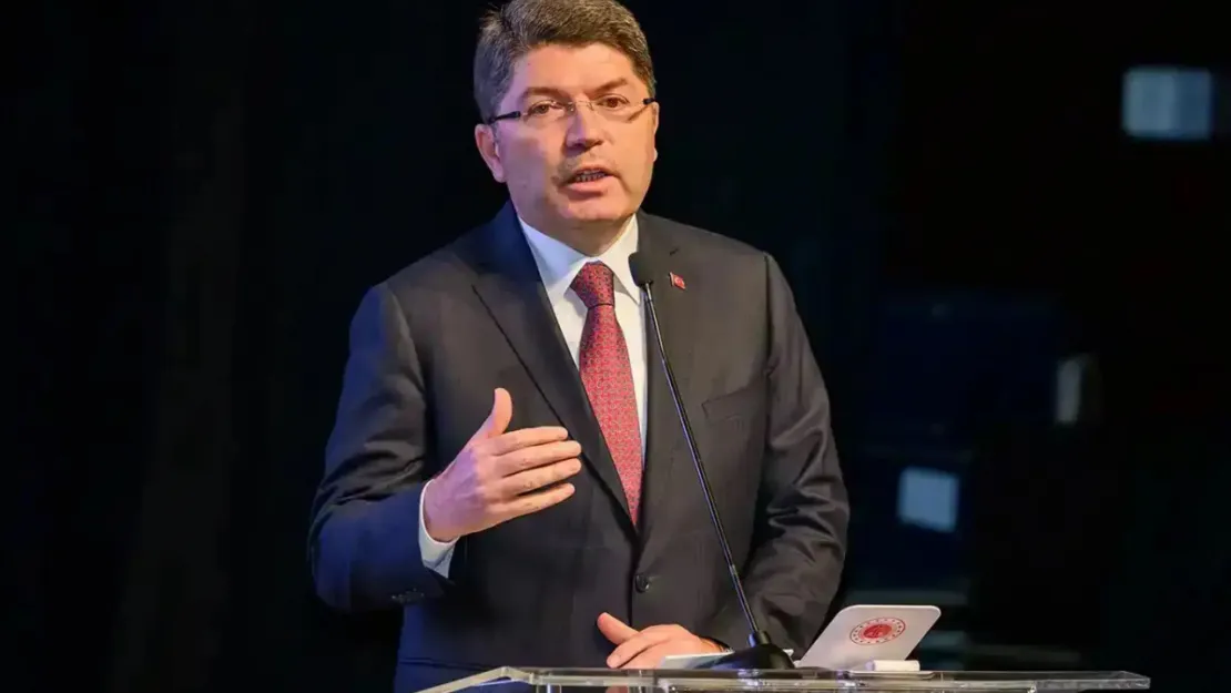 Bakan Tunç: Hukuka yalnızca ilk 100 binden öğrenci alınacak