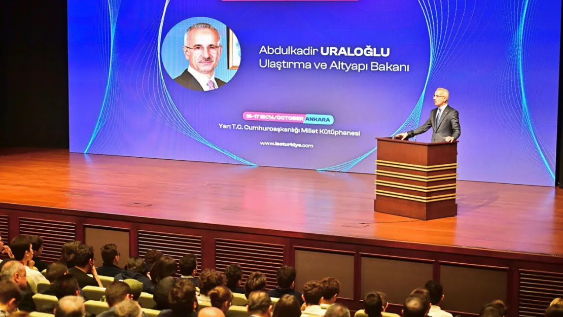 Bakan Uraloğlu: Sosyal medya tehdit alanı olmayacak