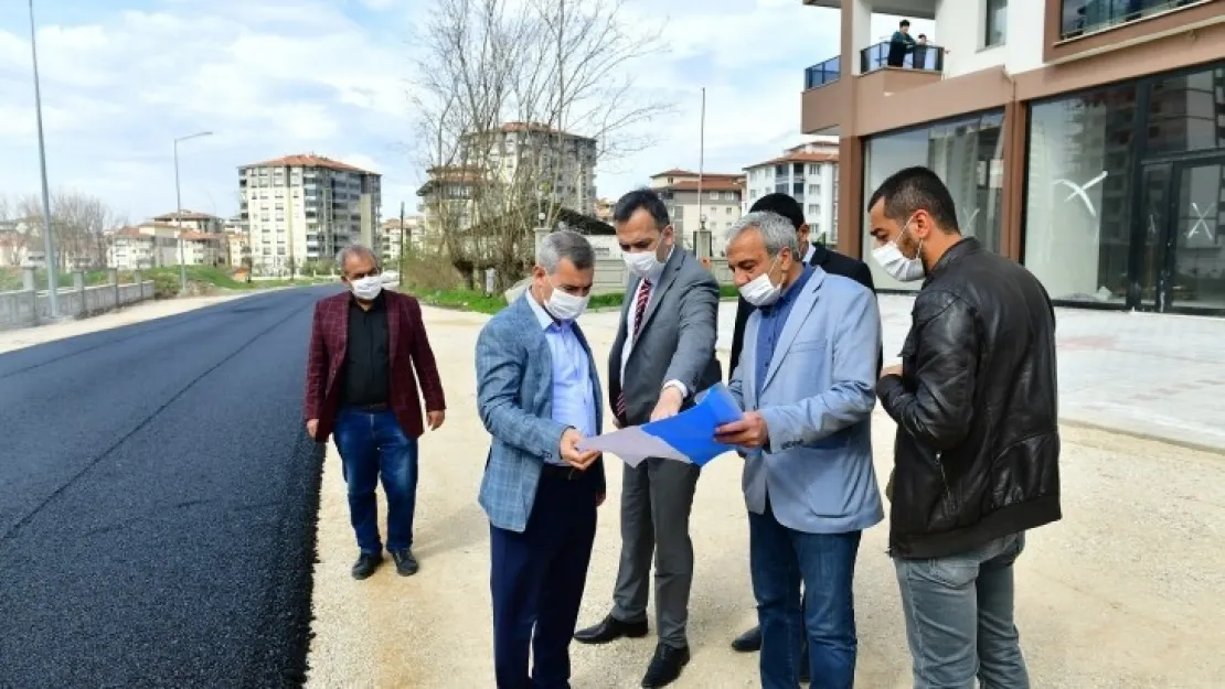 Başkan Çınar, Çilesiz Mahallesindeki Asfaltlama Çalışmalarını İnceledi