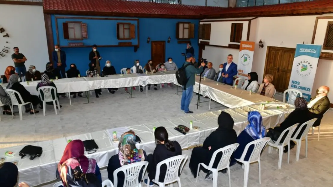 Başkan Çınar, Çilesiz Semt Pazarı Ve Yaşam Merkezi İçin İstişare Toplantısı Düzenledi