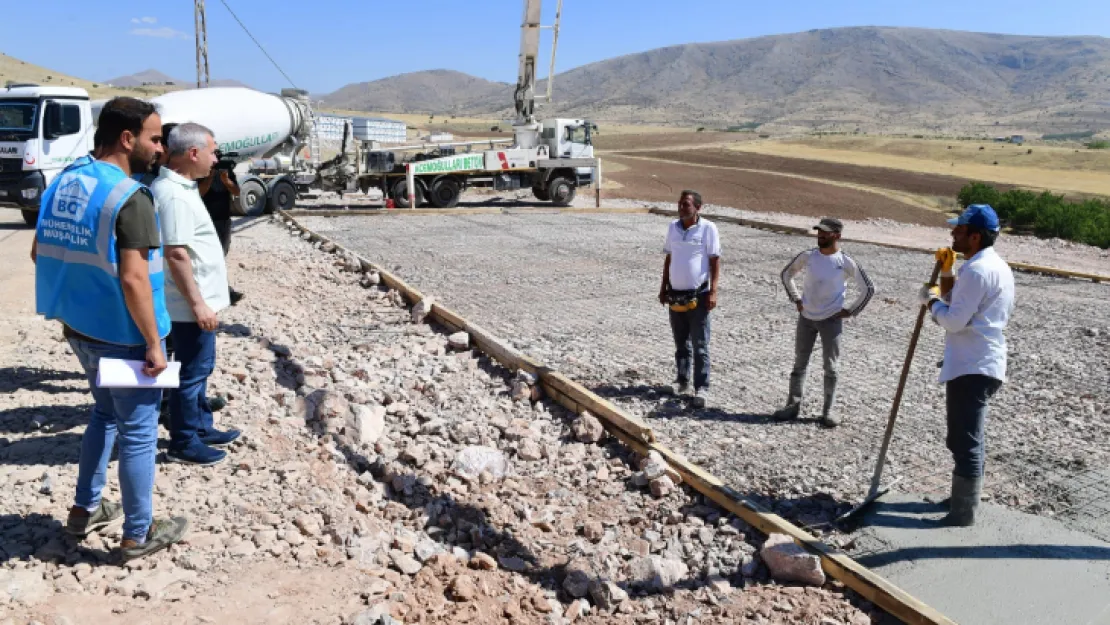 Başkan Çınar, İkizce Toki Konutlarındaki Çalışmaları İnceledi