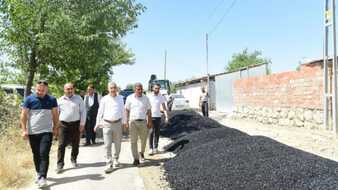 Başkan Çınar, Yaka Mahallesindeki Yol Bakım Ve Onarım Çalışmalarını İnceledi