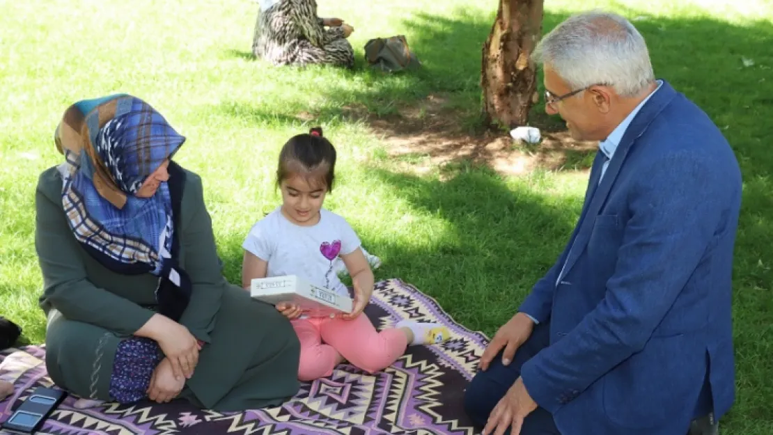 Başkan Güder'den Lgs'ye Giren Öğrencilere Destek Ziyareti