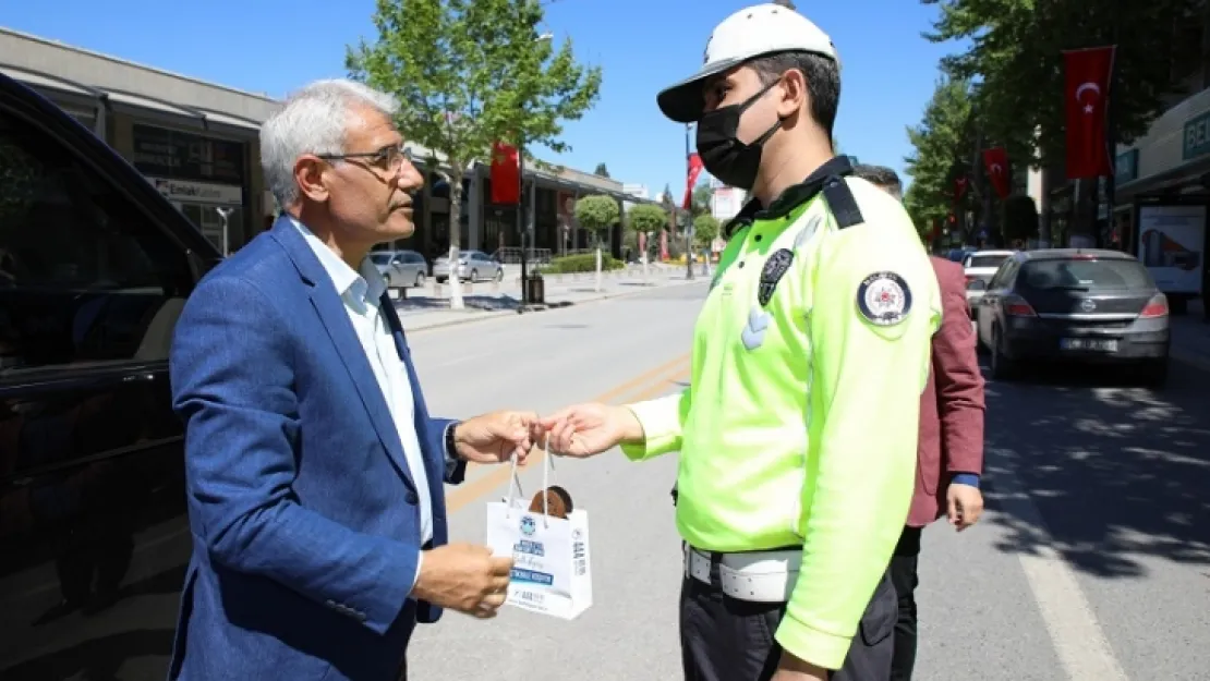 Başkan Güder'den Trafik Haftası Ziyaretleri