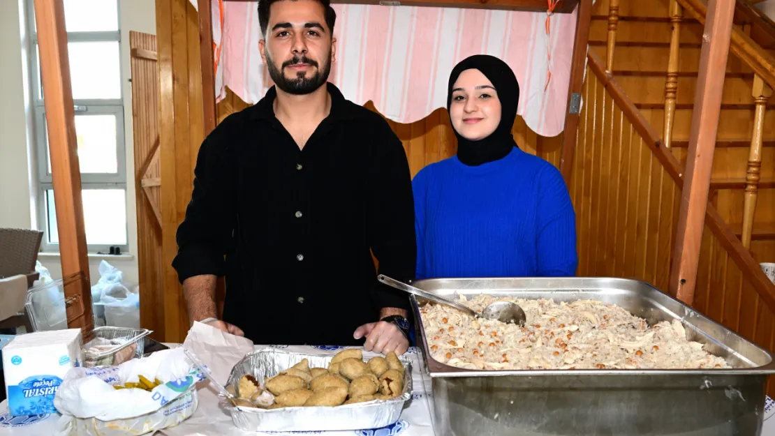 Başkan Güder Engelsiz Yaşam Merkezi'nde Düzenlenen Kermese Katıldı