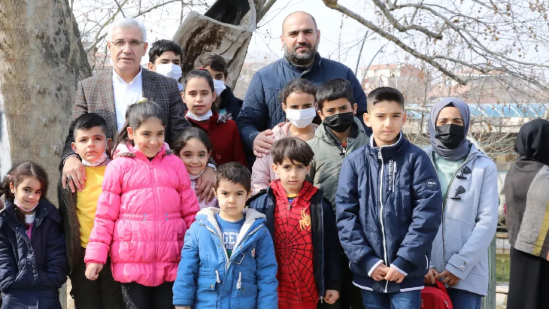 Başkan Güder, Yetim Çocuklar Ve Aileleriyle Buluştu