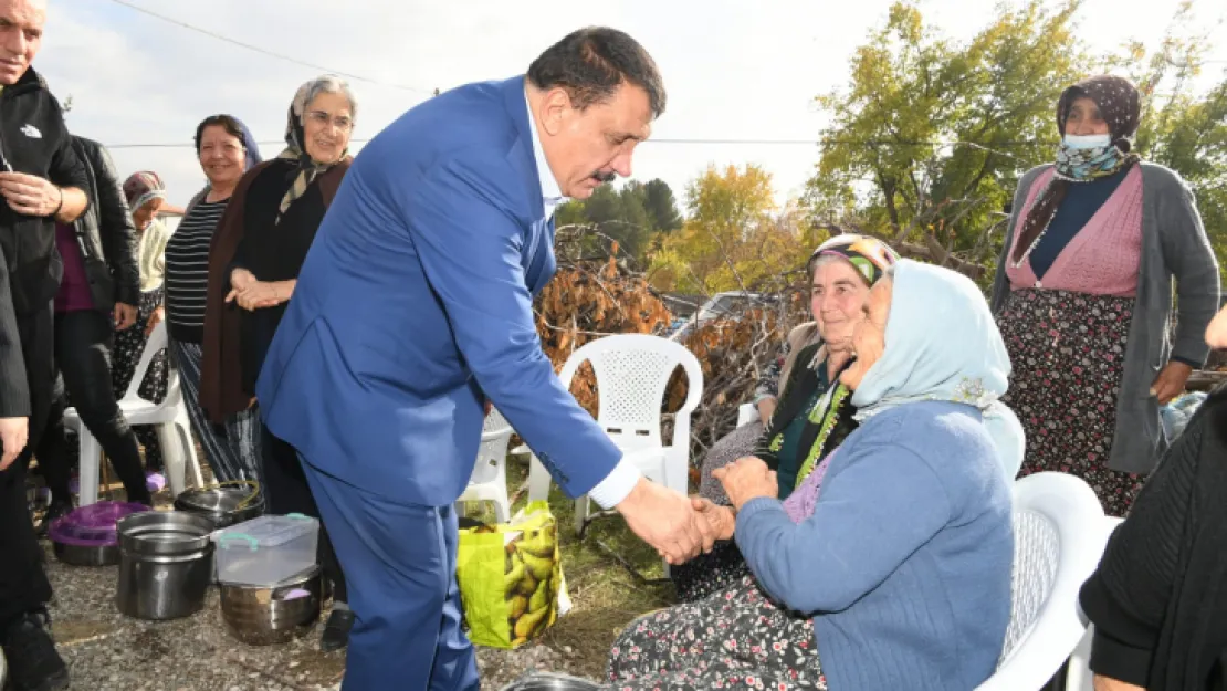 Başkan Gürkan, Abdal Musa Lokması Ve Aşure İkramı Etkinliğine Katıldı