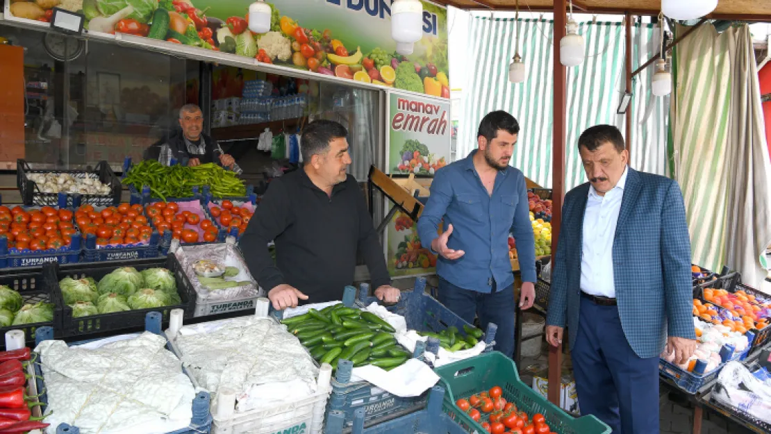 Başkan Gürkan, Konak'ta Yapımı Devam Eden Semt Konağı Çalışmalarını İnceledi