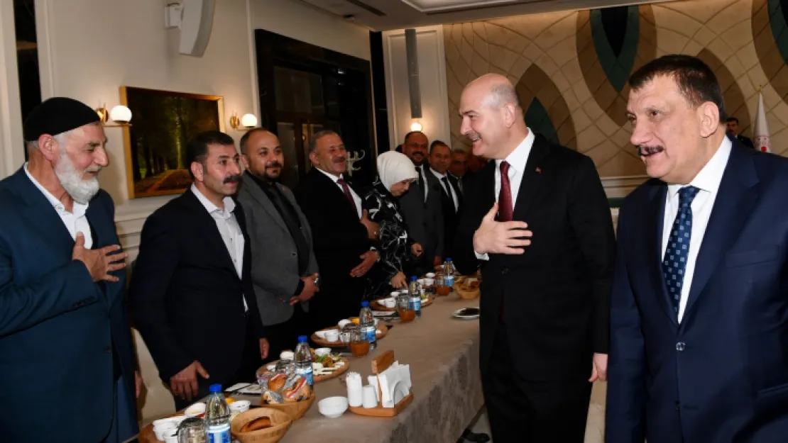 Başkan Gürkan, Muhtarlarla Birlikte Bakan Soylu İle Ankara'da Bir Araya Geldi