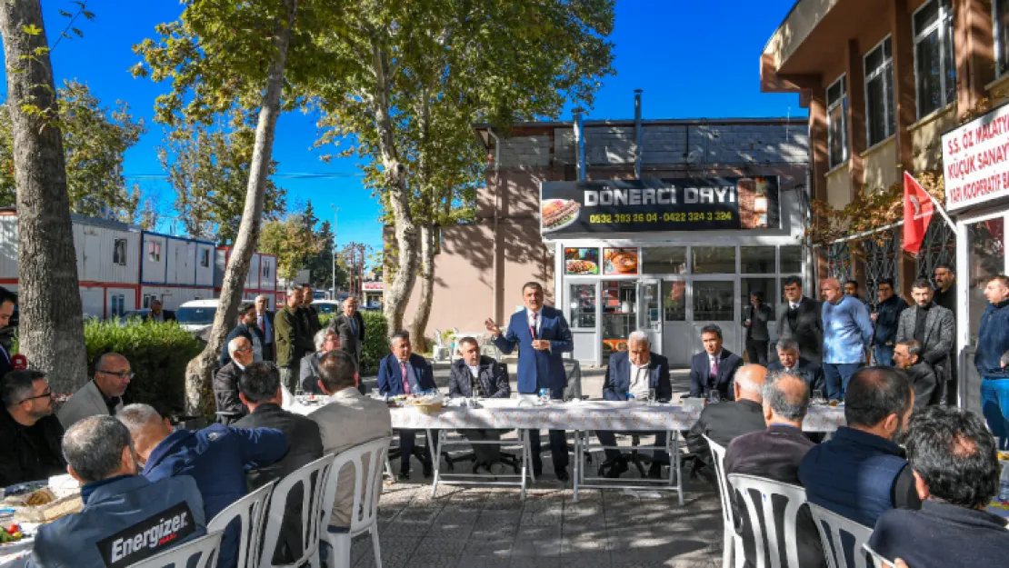 Başkan Gürkan, Özsan Sanayi Sitesi Esnafını Ziyaret Etti