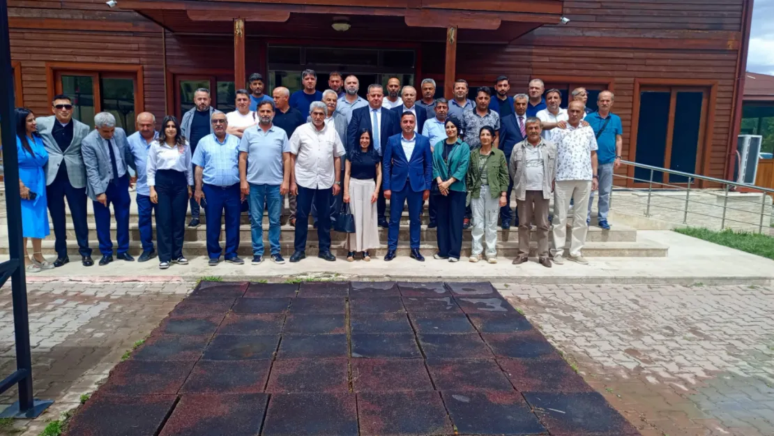 Başkan Ulutaş: 'Belediye başkanının siyaseti olmaz, ayrım yapmadan çalışır. '