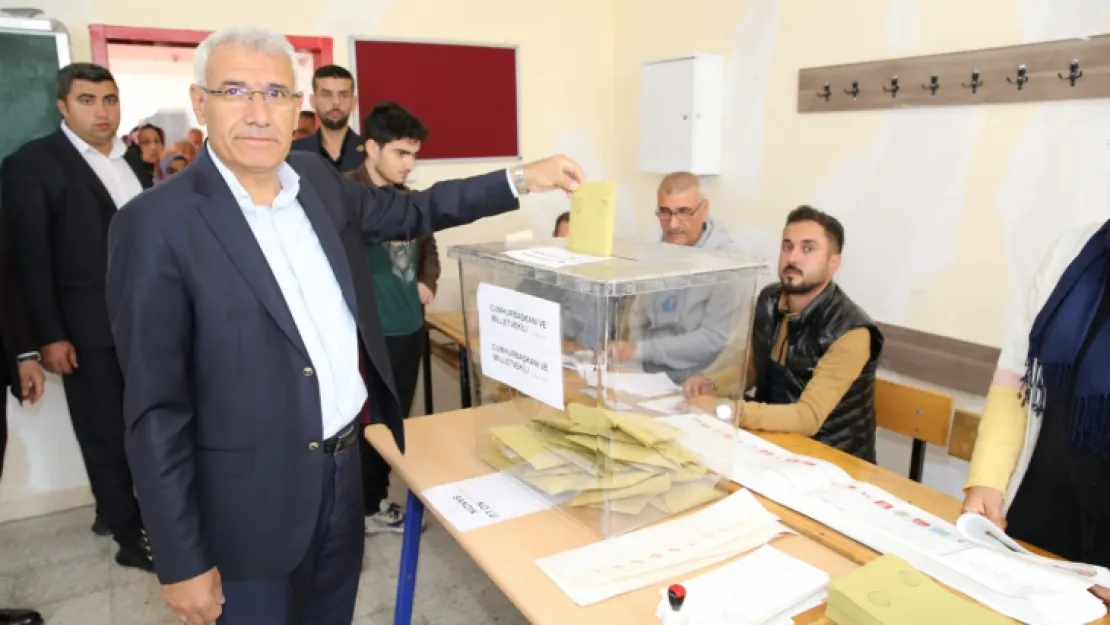 BATTALGAZİ BELEDİYE BAŞKANI OSMAN GÜDER OYUNU KULLANDI