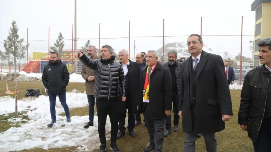 Battalgazi Belediye Başkanı Osman Güder'den Yeni Malatyaspor'a Destek Ziyareti