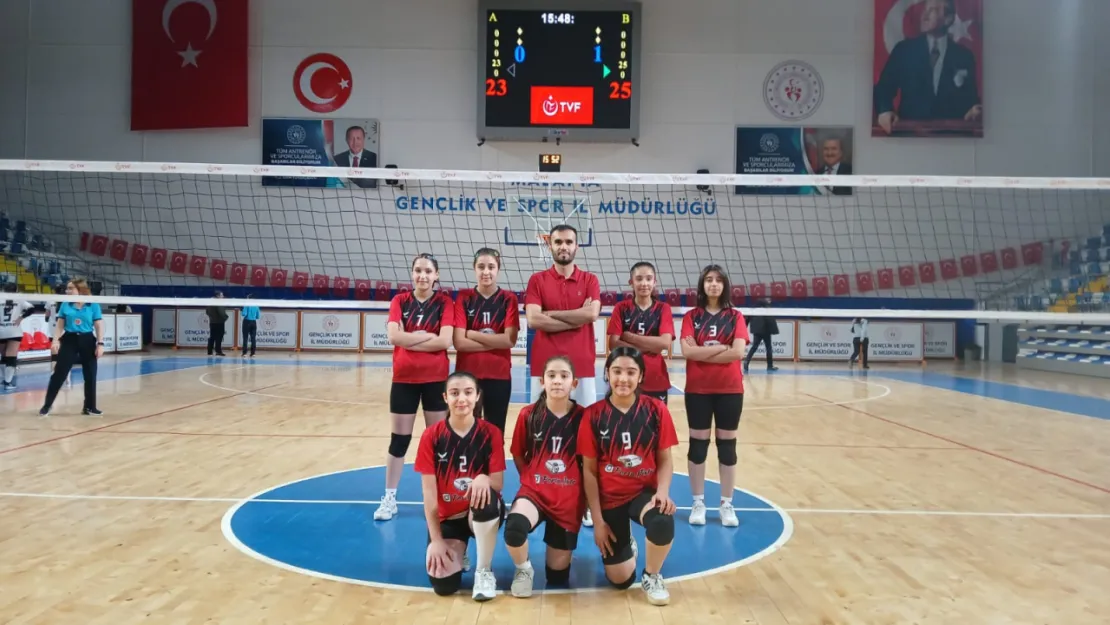 Battalgazi Belediyespor'dan Yıldız Kızlarda Net Galibiyet