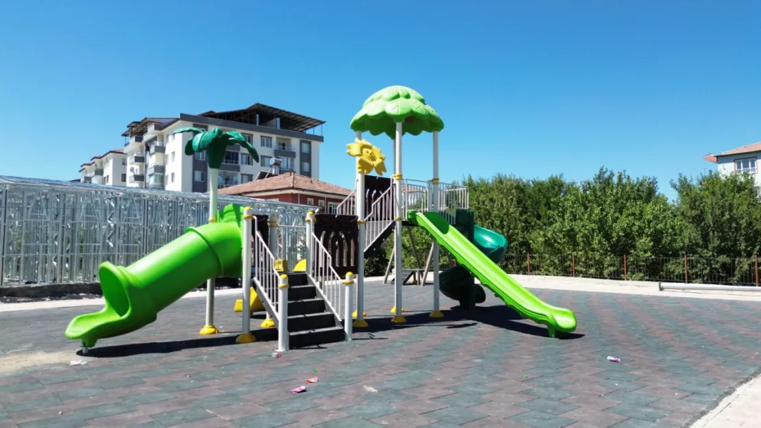 Battalgazi'de Parklar Yenilendi,  Yeşil Alanlar Genişletildi