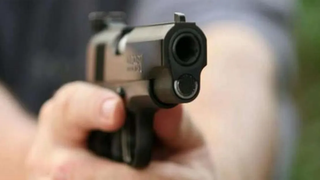 Battalgazi'de Silahlı ve Kesici Aletli Kavga: 2'si Ağır 7 Yaralı