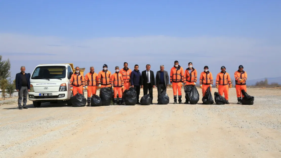 Battalgazi'deki Mezarlıklarda Ramazan Ayı Temizliği