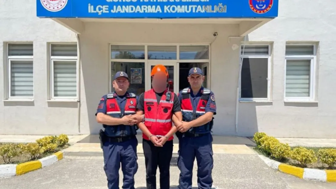 Bursa'da yangın bölgesinde AKUT kıyafeti giyen hırsızlık şüphelisi yakalandı