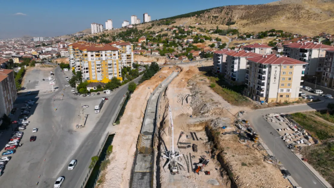 Büyükşehir Belediyesi Altyapı ve Üstyapı Çalışmalarını Tüm Hızıyla Sürdürüyor