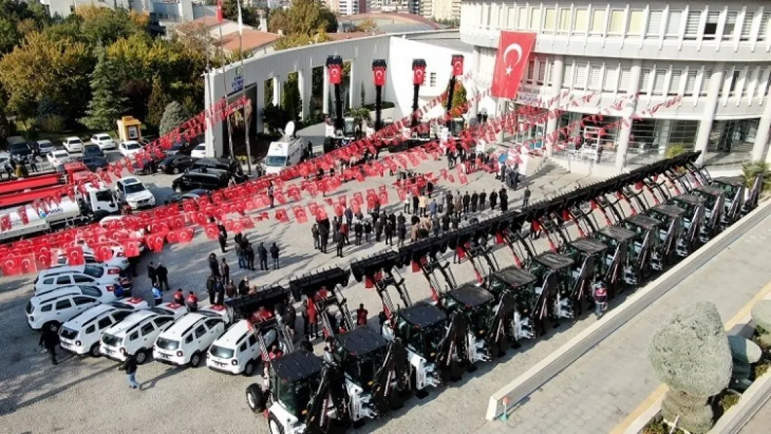 Büyükşehir Belediyesi Araç Parkını Dönüştürmeye Devam Ediyor