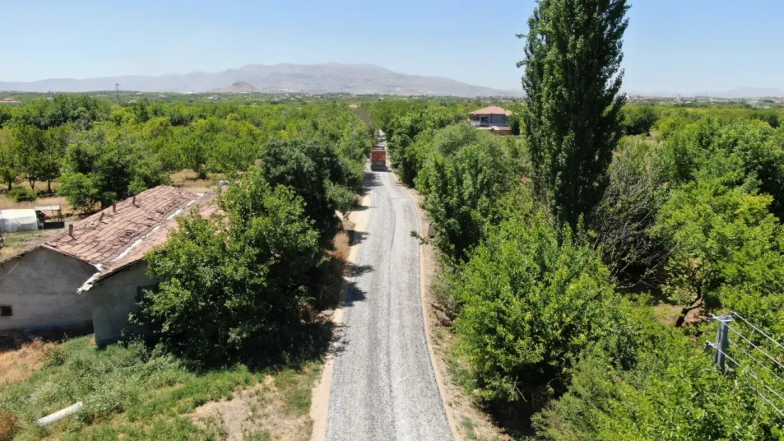 Büyükşehir Belediyesi Bahçelievler Mahallesi'nin Yol Sorununu Çözdü