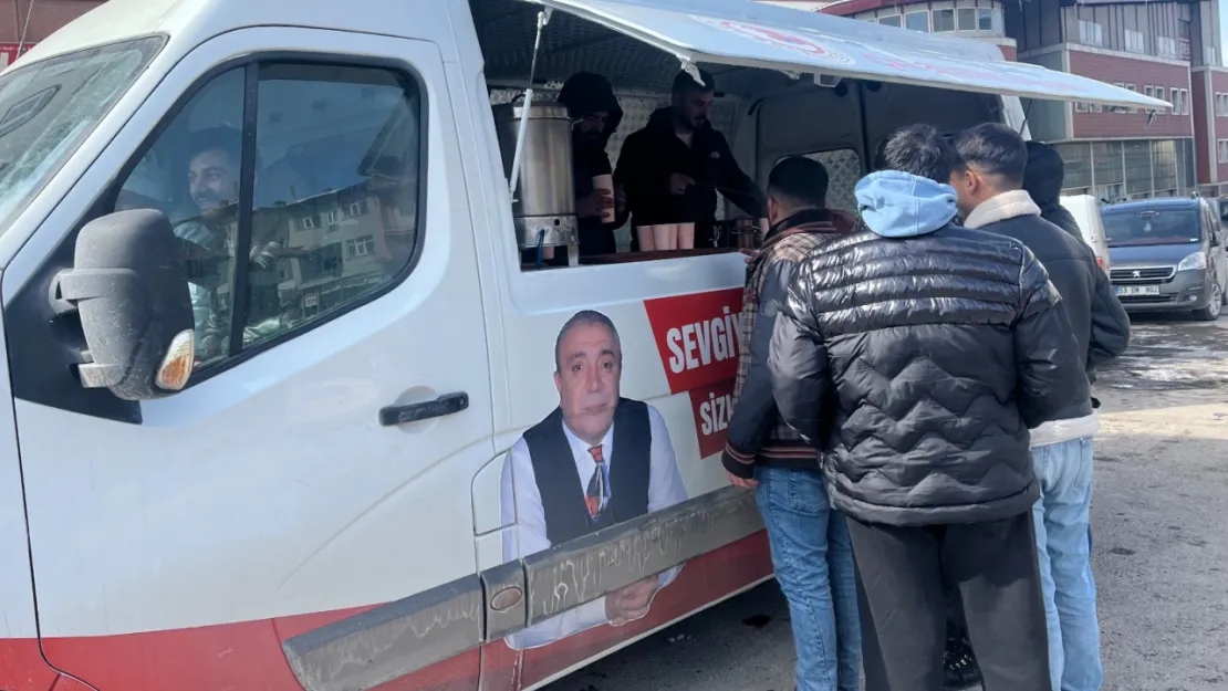 Çat Belediyesi'nden gönüllere dokunan hizmet, Mobil ikram aracı yola çıktı.