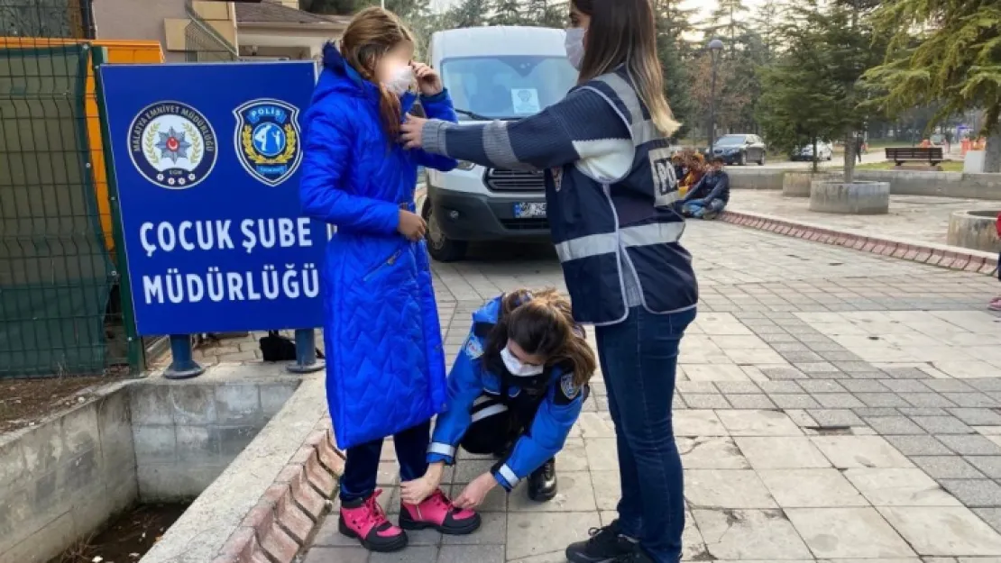 Çocuk Şube Müdürlüğünden  çocuklara kışlık giyim yardımı yapıldı