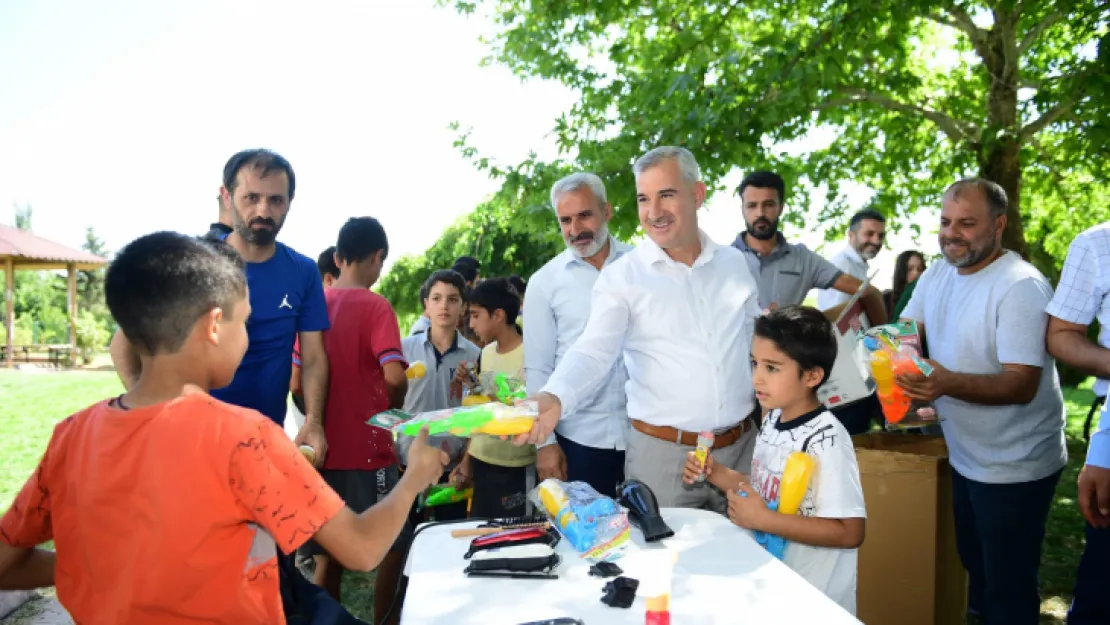 'Çocuklarımızın Mutluluğu, Umutlu Yarınların Habercisidir'